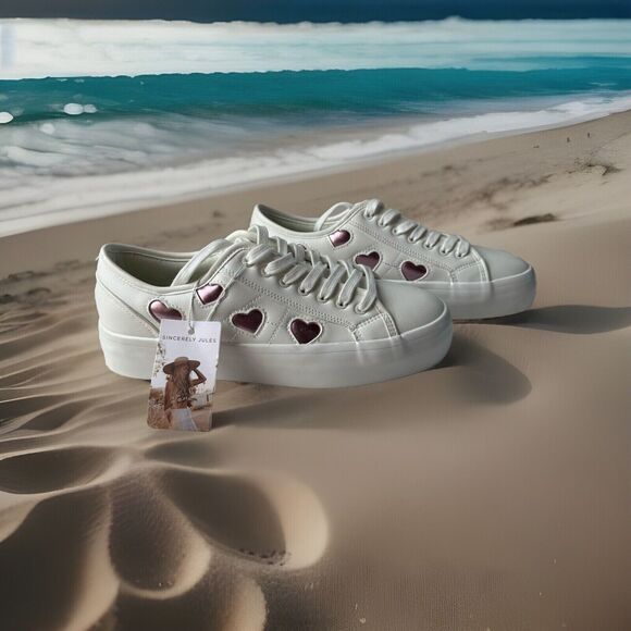 Sincerely Jules 3D Heart Sneakers White/Pink size 9 Casual Comfortable Walking - Picture 1 of 9